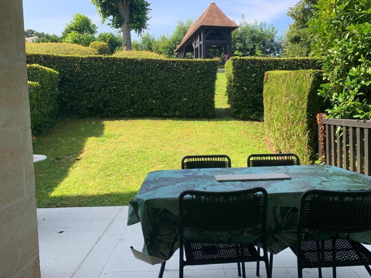 Rez-De-Jardin - Residence Avec Piscine - Deauville Bagian luar foto